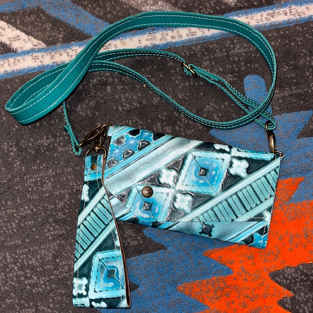 wallet, wallet clutch, cross body wallet